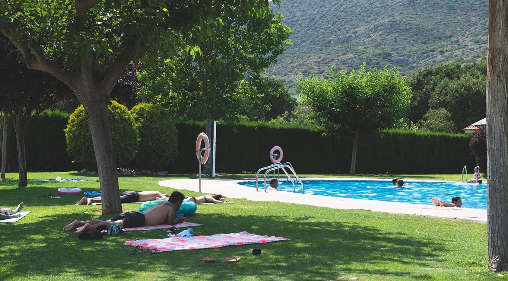La Noguera Camping Sant Llorenç de Montgai Eksteriør billede