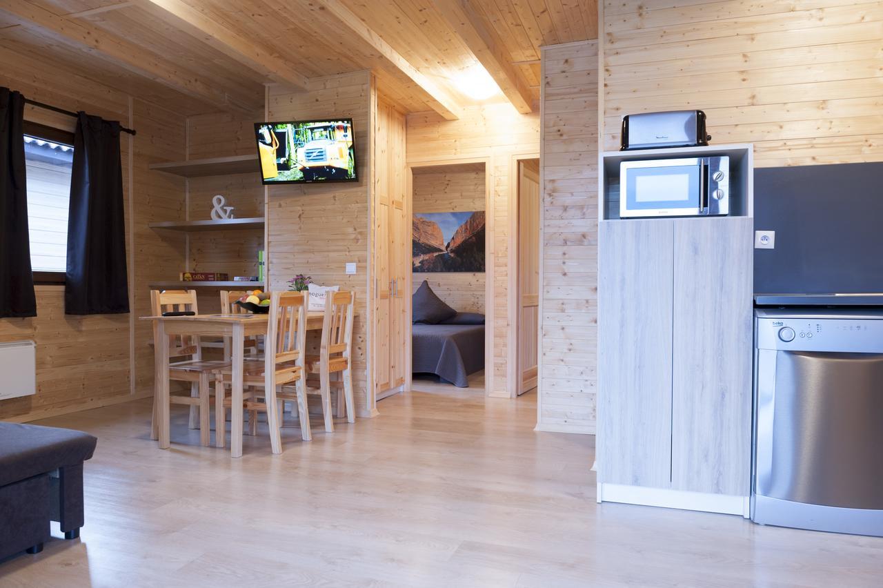 La Noguera Camping Sant Llorenç de Montgai Eksteriør billede