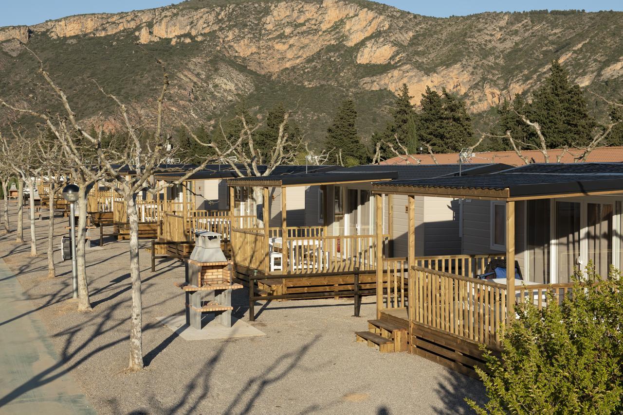 La Noguera Camping Hotel Sant Llorenç de Montgai Eksteriør billede